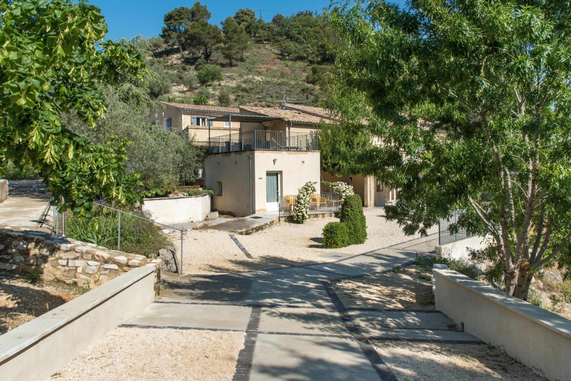 Hotel Domaine Saint Julien Buis-les-Baronnies Exterior foto