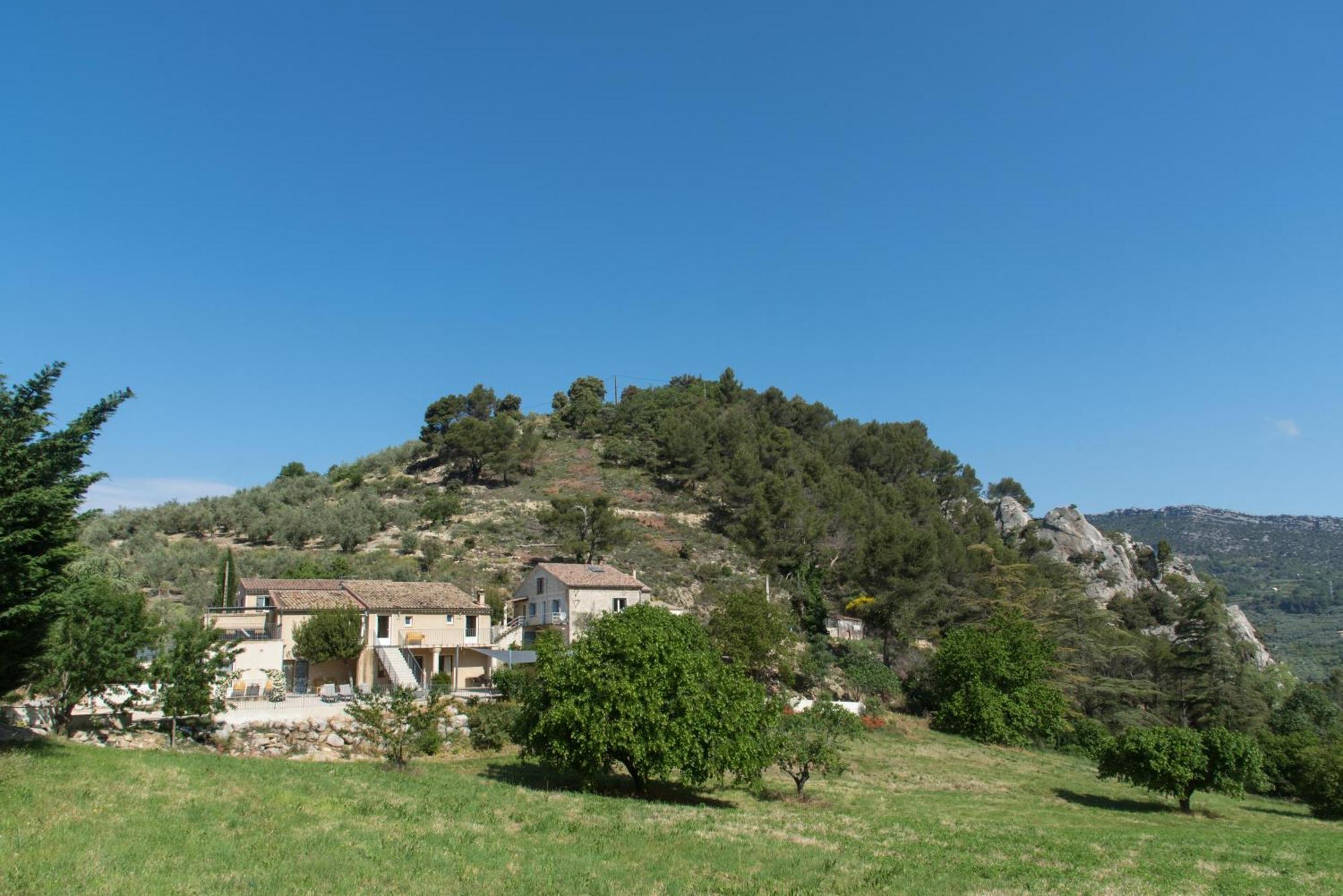 Hotel Domaine Saint Julien Buis-les-Baronnies Exterior foto